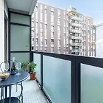 Apartment Duomo 7 Min - 3 Bedrooms, Terrace & Parking Milan